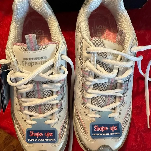 Skechers Shape Ups women! Brand new! - Picture 1 of 8